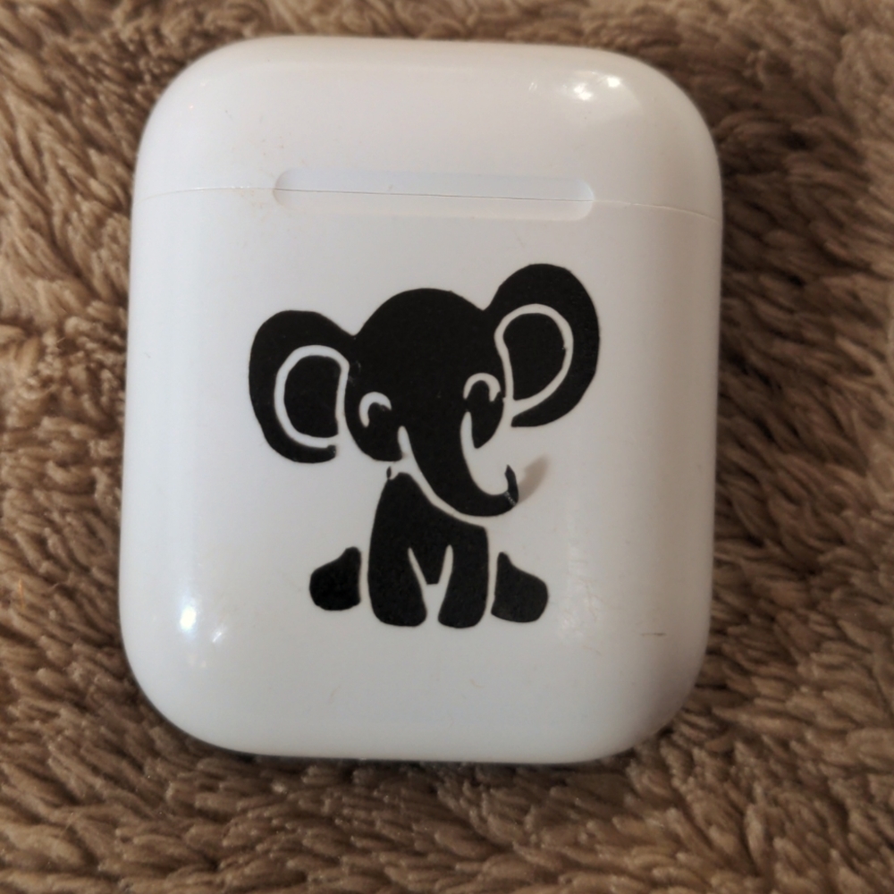 Apple AirPods 2nd Gen